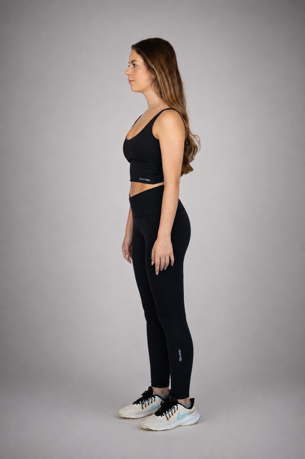 The Cross Back Top / Black