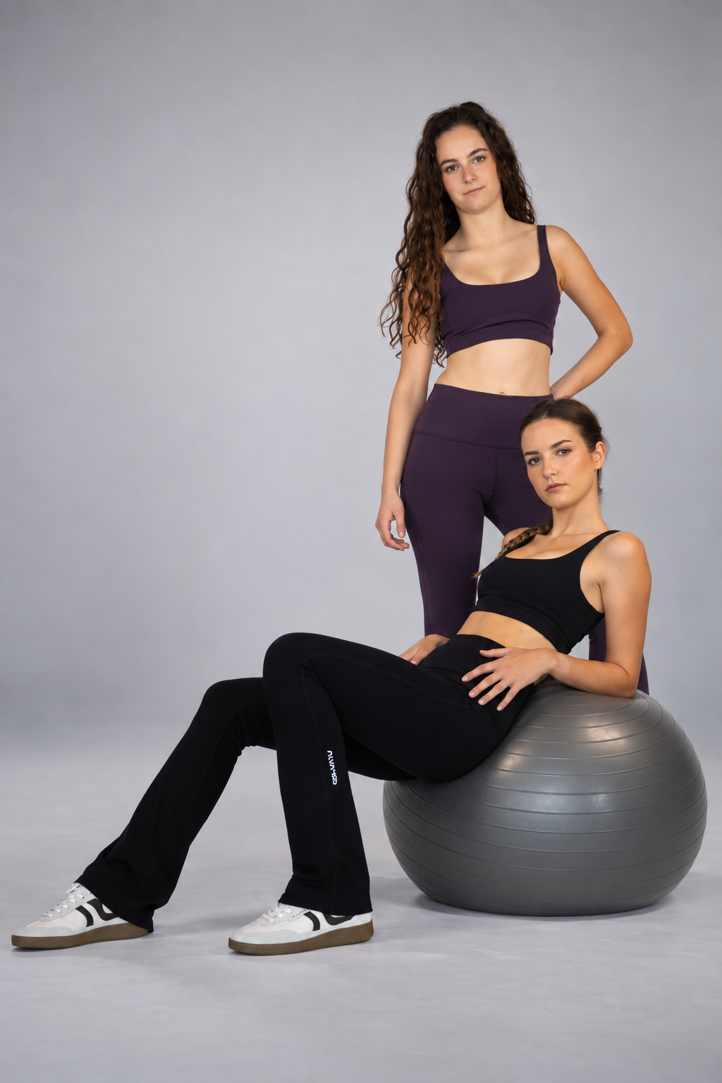The Compression Crop Top / Plum